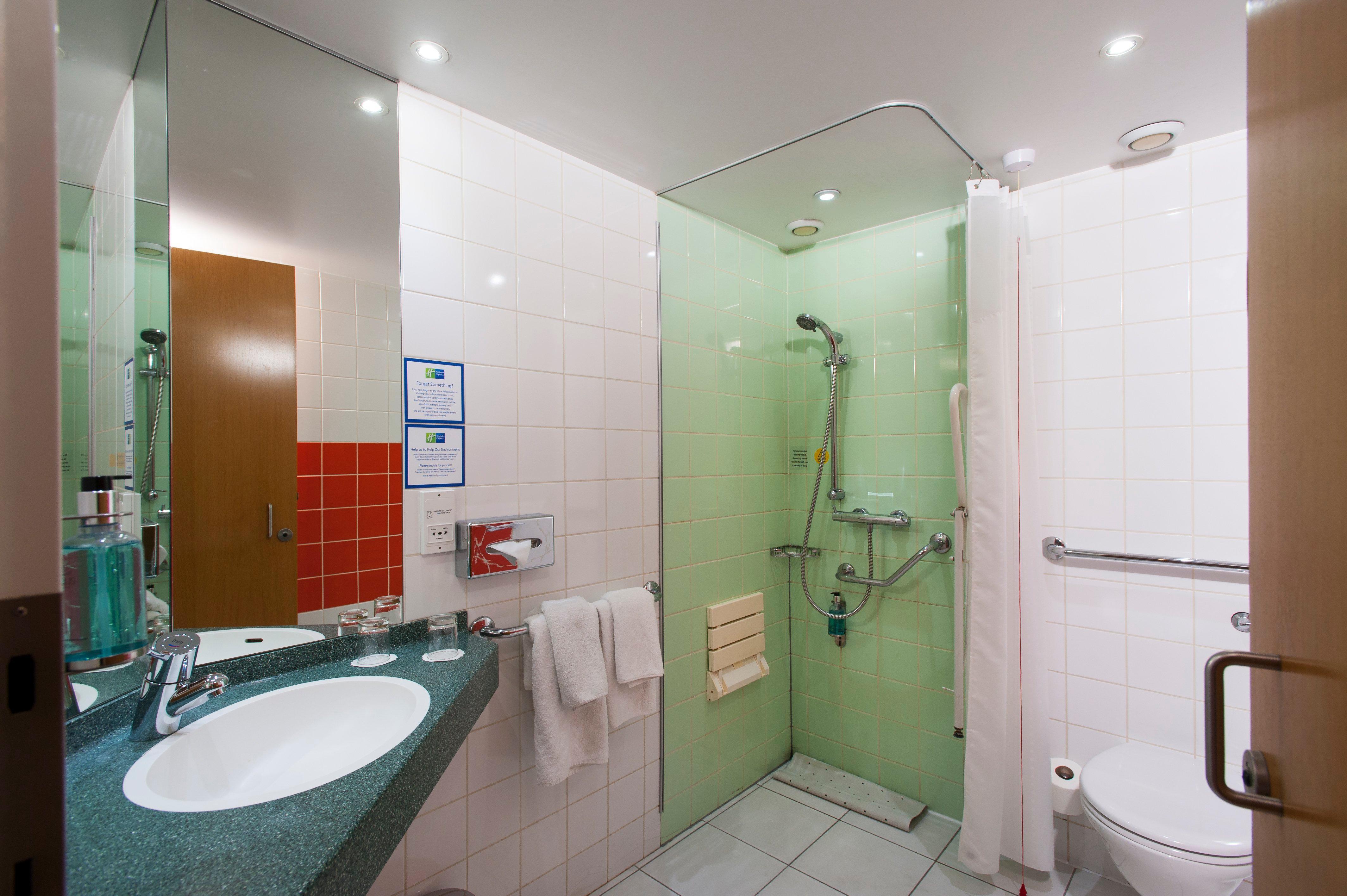 Holiday Inn Express London - Vauxhall Nine Elms Exterior foto