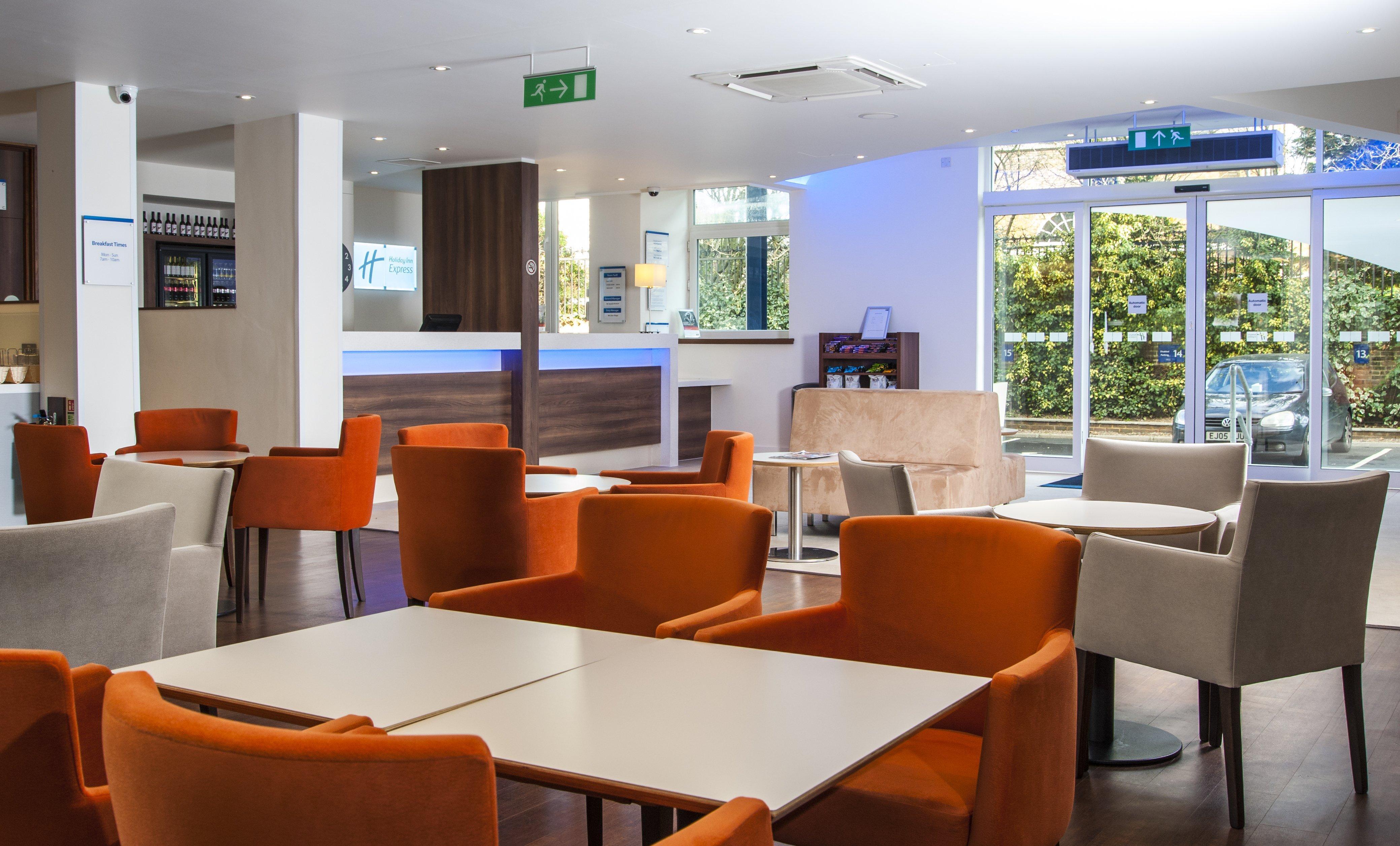 Holiday Inn Express London - Vauxhall Nine Elms Exterior foto
